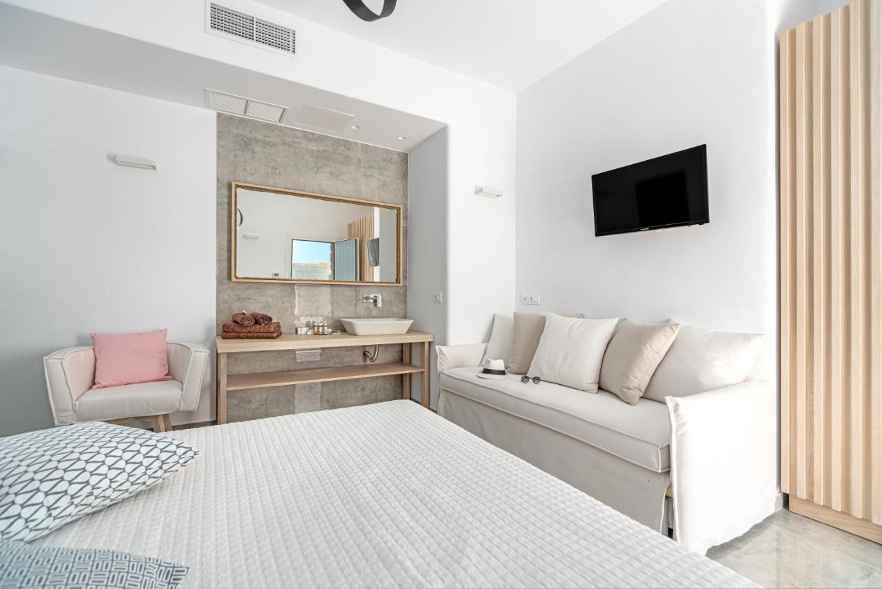 Le Ciel Suites & Villas Mykonos Town ภายนอก รูปภาพ