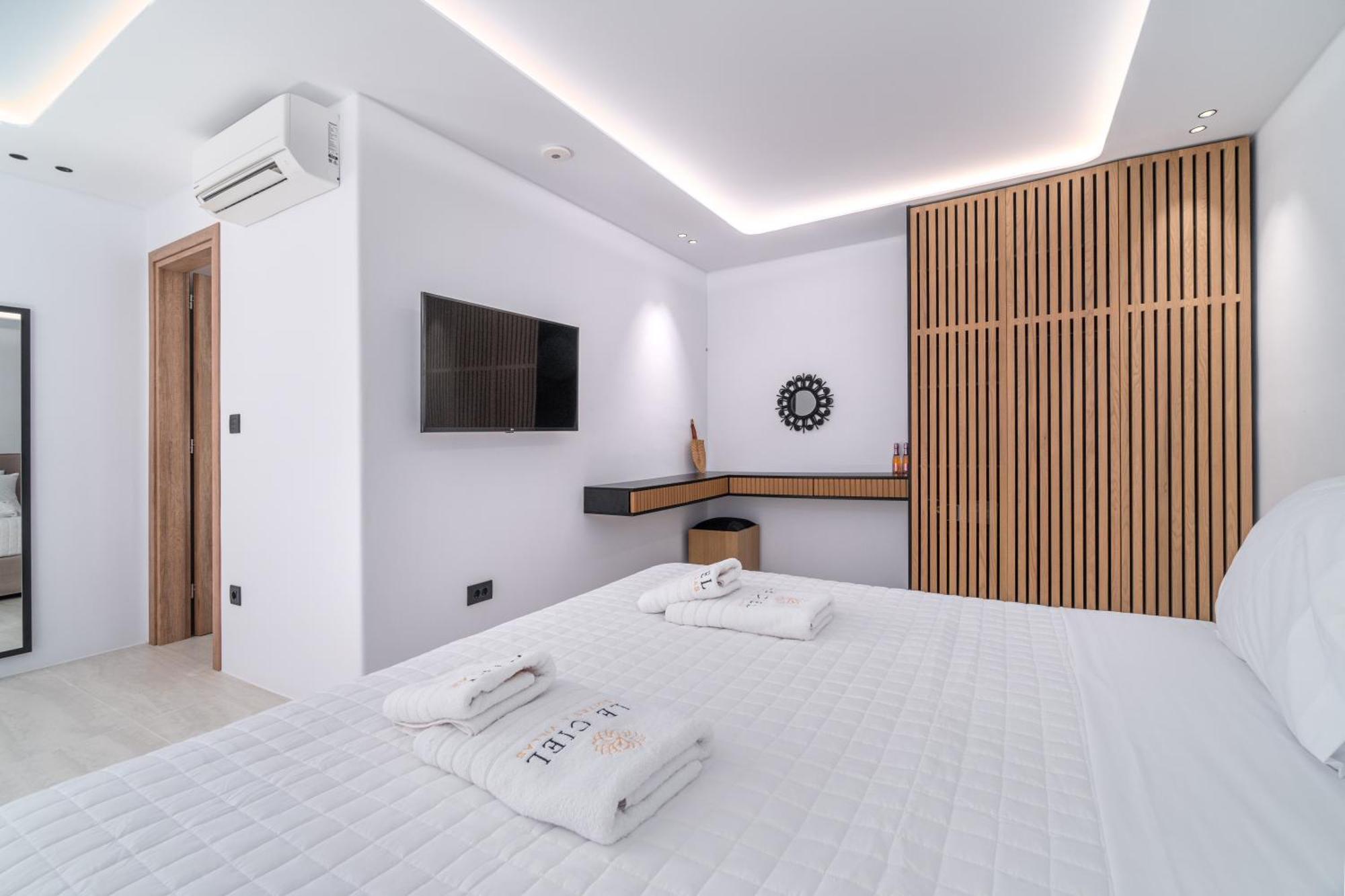 Le Ciel Suites & Villas Mykonos Town ภายนอก รูปภาพ
